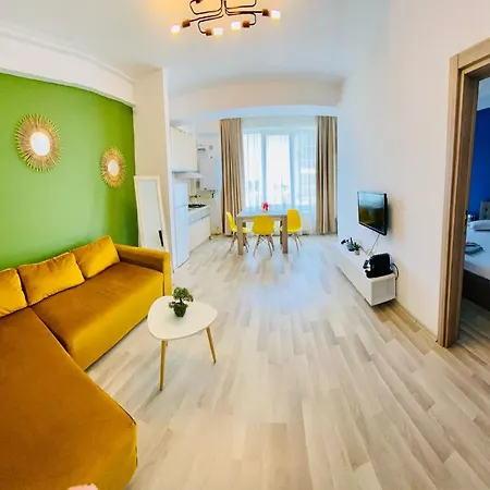 Blue Marine Summerland Apartment
