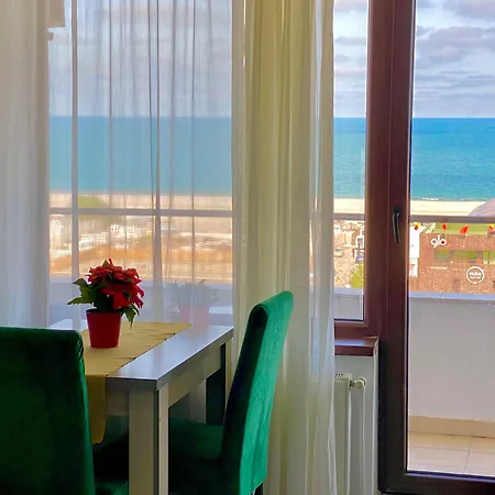 Apartment Blue Marine Summerland