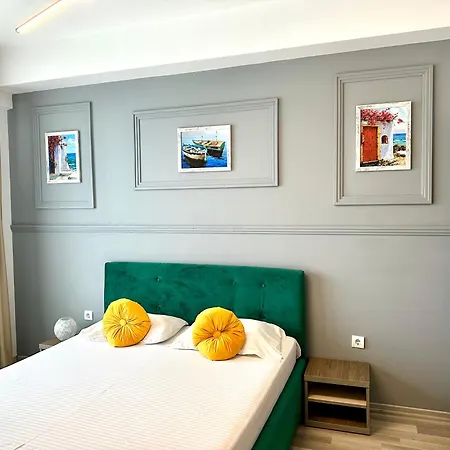 Apartment Blue Marine Summerland