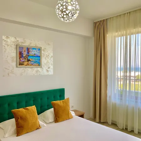 Blue Marine Summerland Mamaia